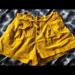 Yellow button flowy shorts
